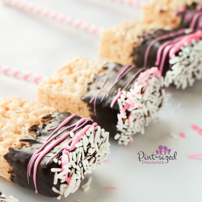 valentine's day rice krispie treat pops