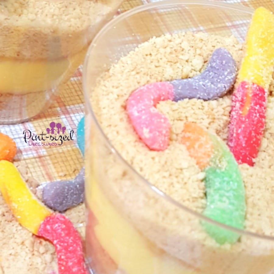 sand dessert cup