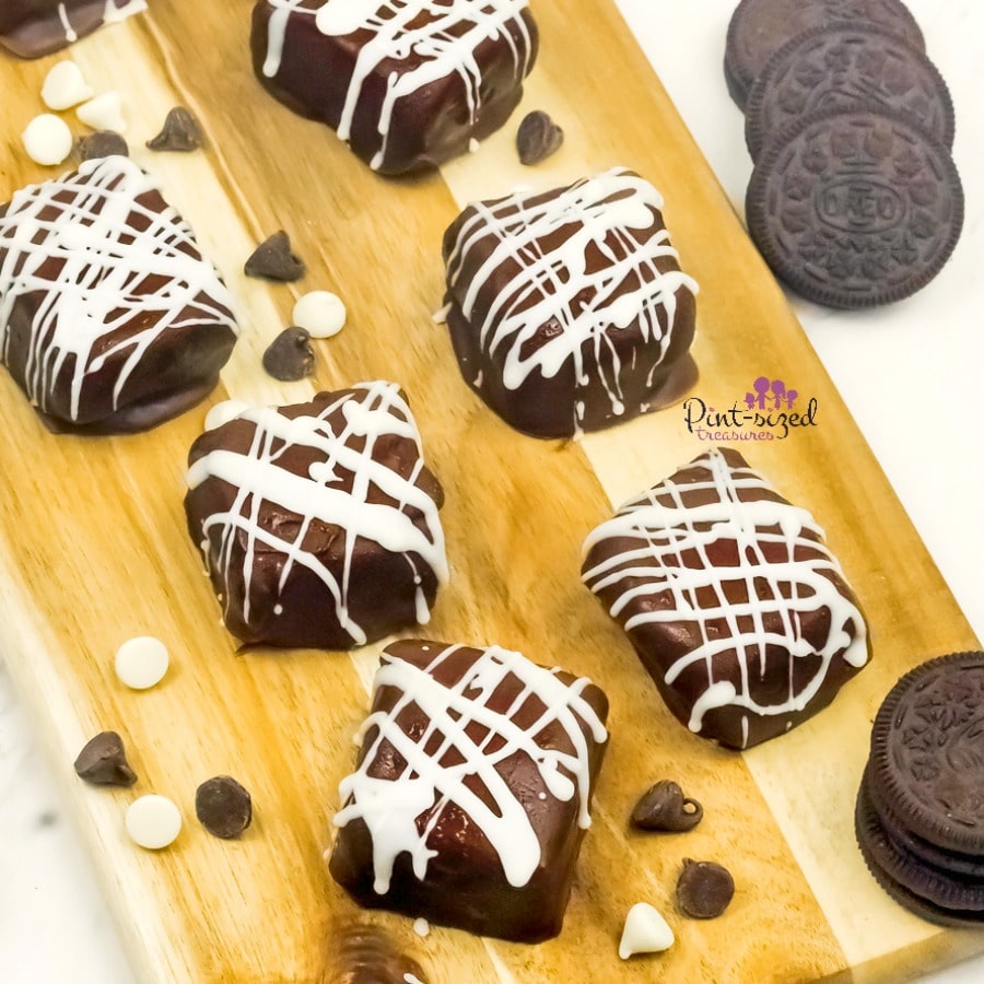 frozen cookies and cream cheesecake bites