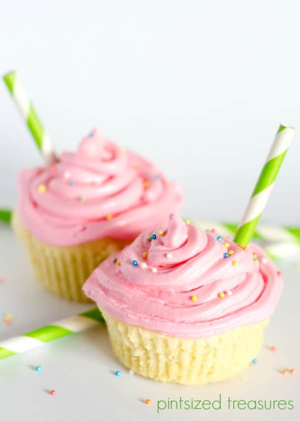 strawberry lemonade cupcakes