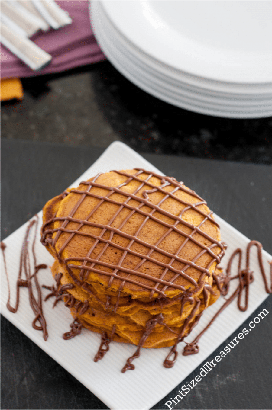 fluffy pumpkin pancakes