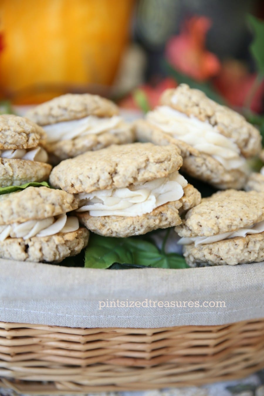 homemade maple oatmeal cream pies