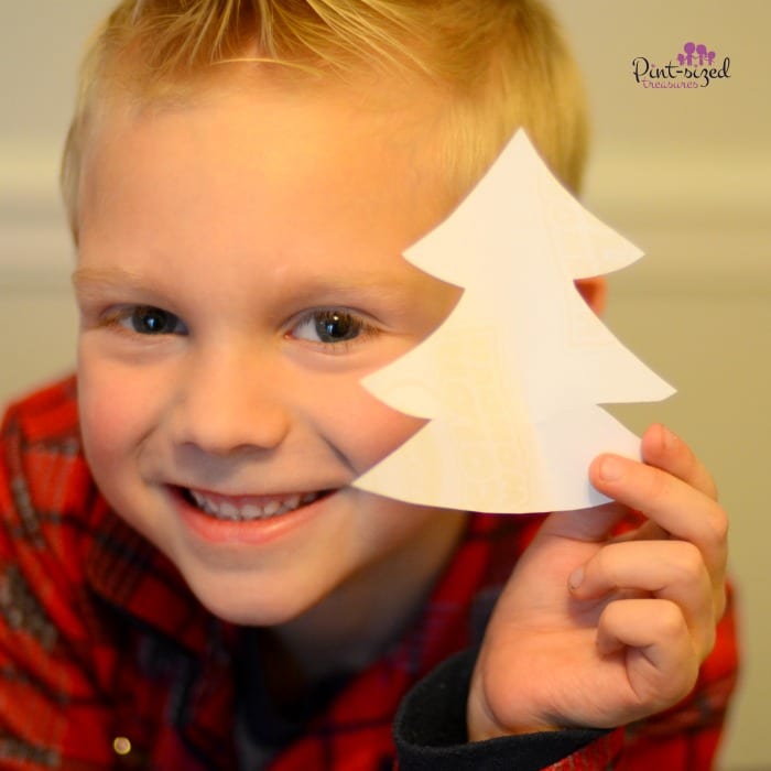 DIY Christmas tree garland craft for kids