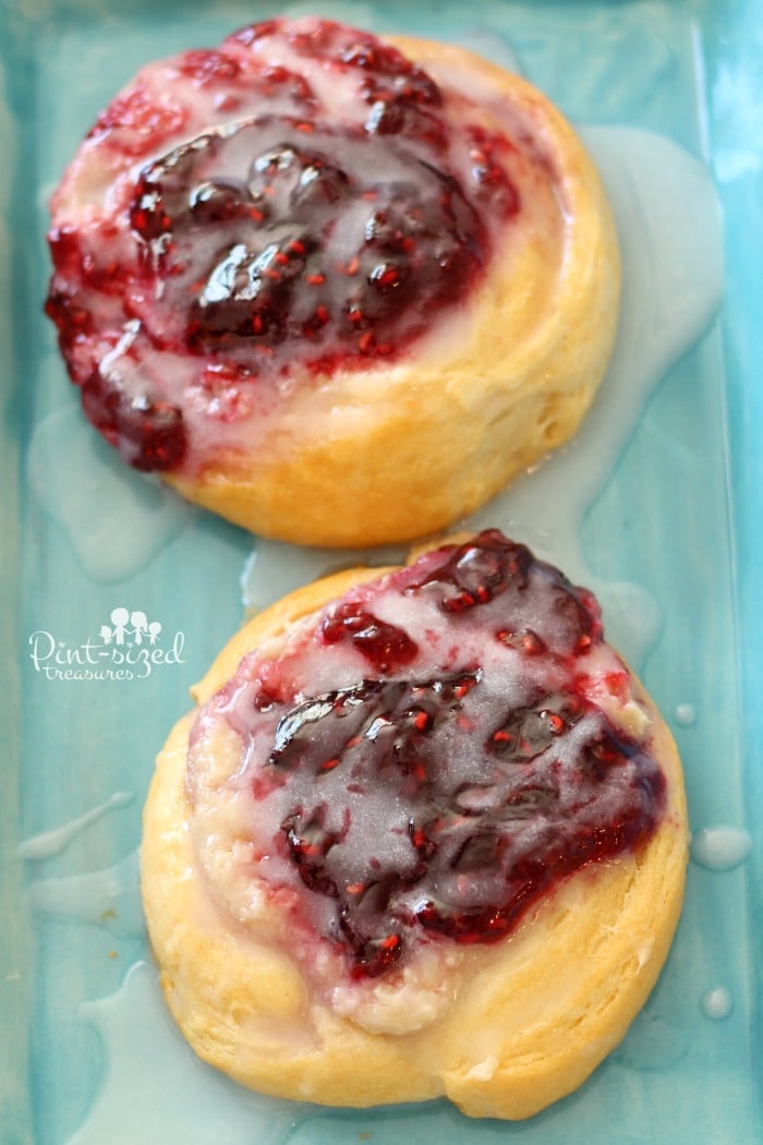 raspberry and cream cheese danish