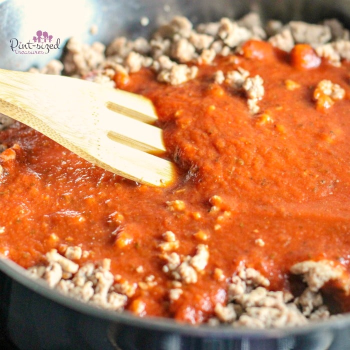Easy keto lasagna sauce