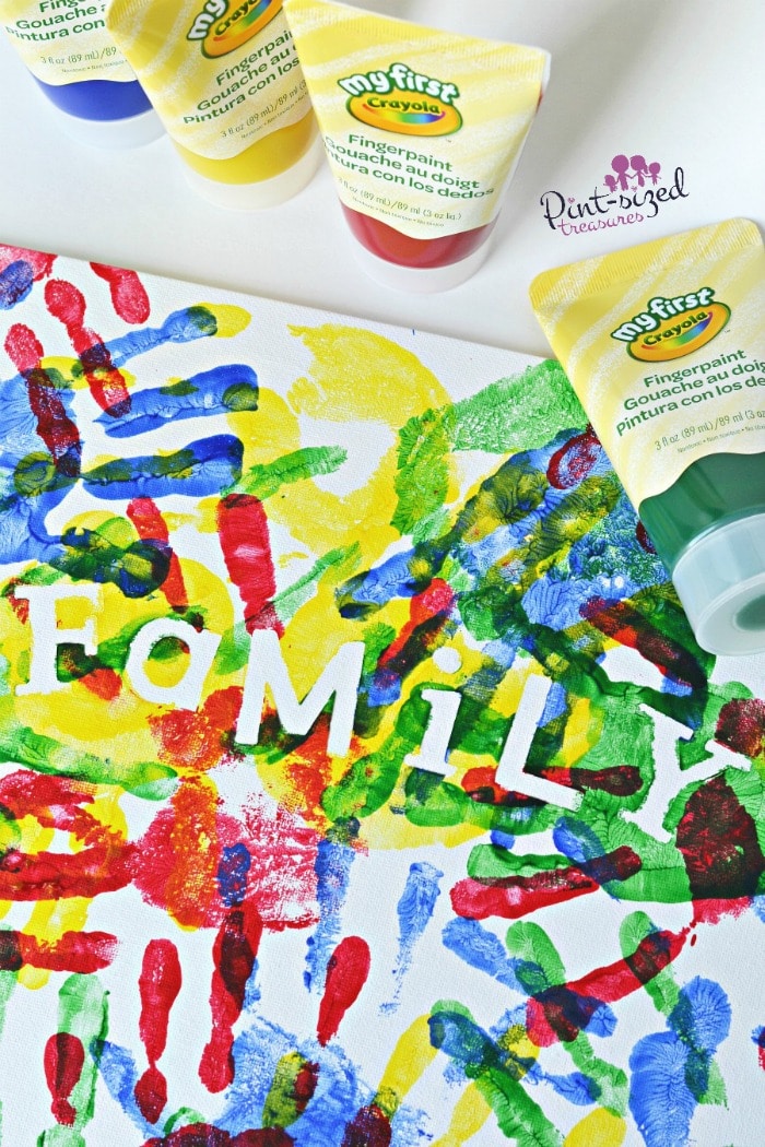 The kids will LOVE thees easy, handprint canvases! Super simple craft for preschoolers and toddlers!