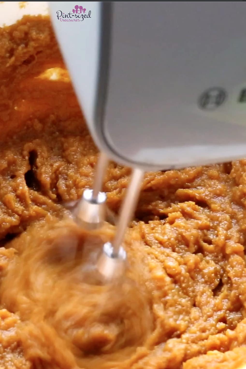 making the filling for the pumpkin turnovers