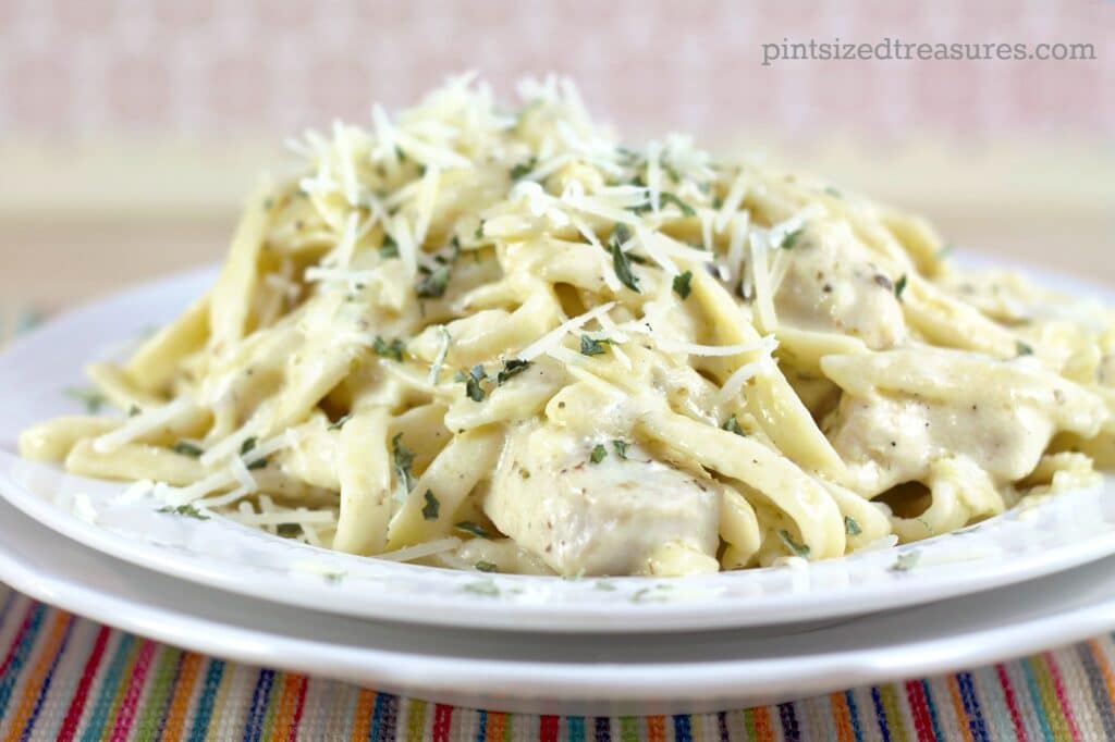 chicken Alfredo for a moneysaving meal idea
