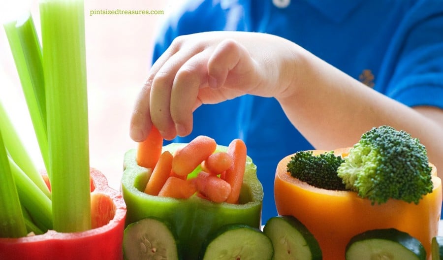 indoor activity to make veggie train with kids
