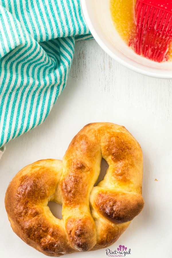 easy homemade pretzel recipe