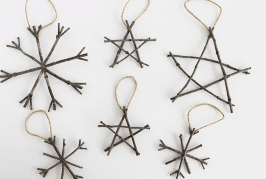 twi Christmas DIY ornaments