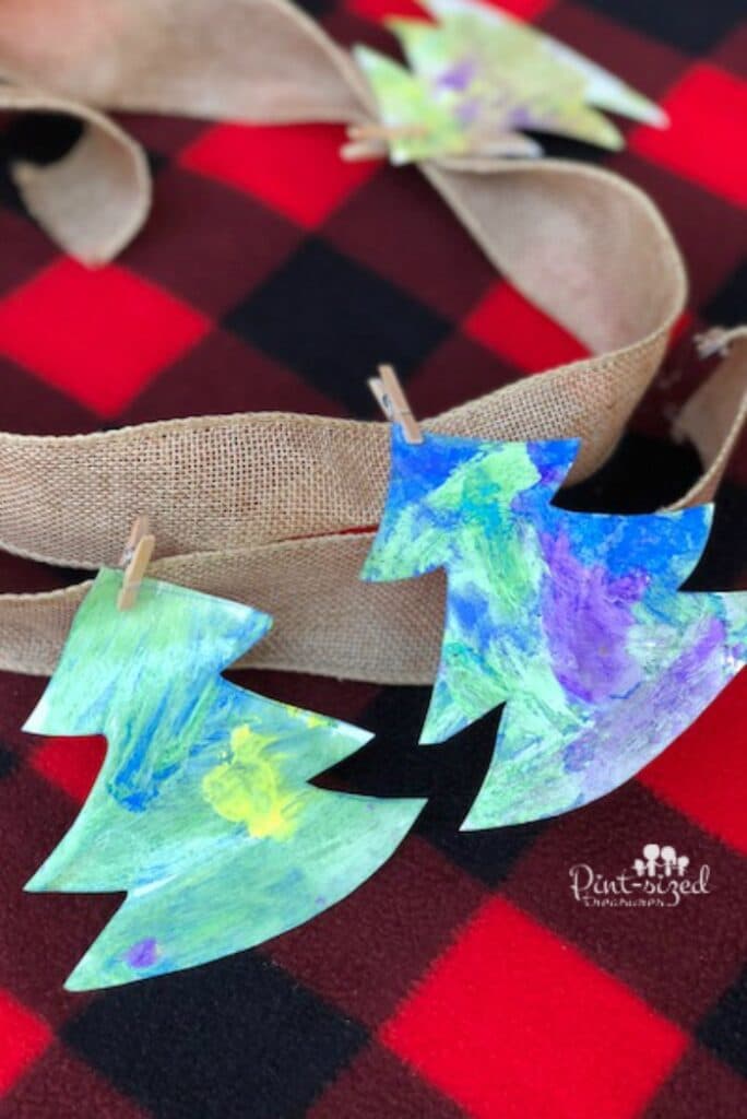 diy Christmas tree garland for the tree