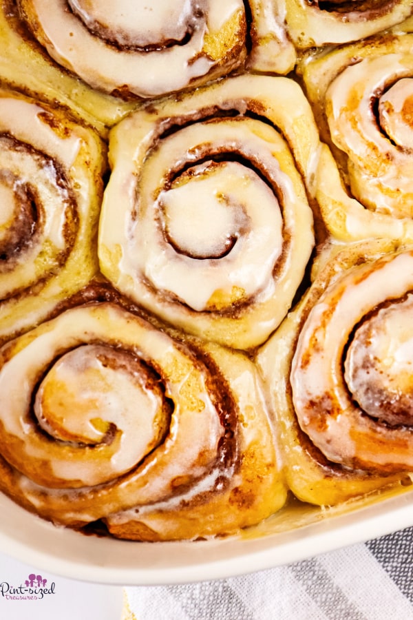 tik tok cinnamon rolls with cream cheese icing