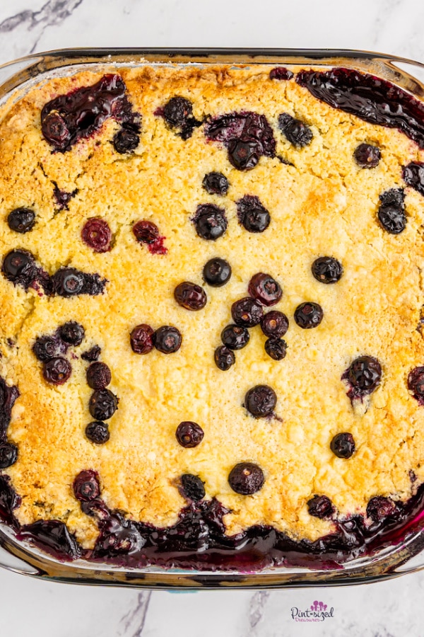 baked blueberry dump cake