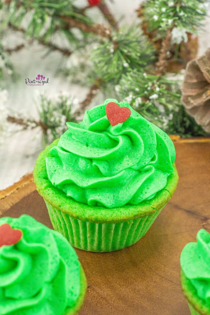 easy grinch cupcakes